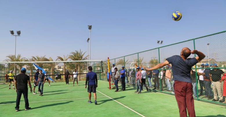 The Battleground of the Athletes
If jabbing, dribbling, cross shots and the hoop are your jam, this is the place to bring out your inner Kobe Bryant. You’ll often find internal teams and their fans planning for their next big clash and try out new skills. NetApp has the facilities to bring out the sportsperson in you!