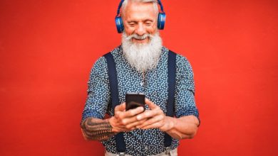 seniors using tech